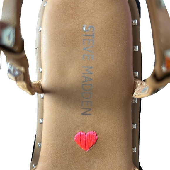 Steve Madden Studded Tan strapy Sandals - Picture 5 of 11
